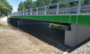 Grafika - remontowany most